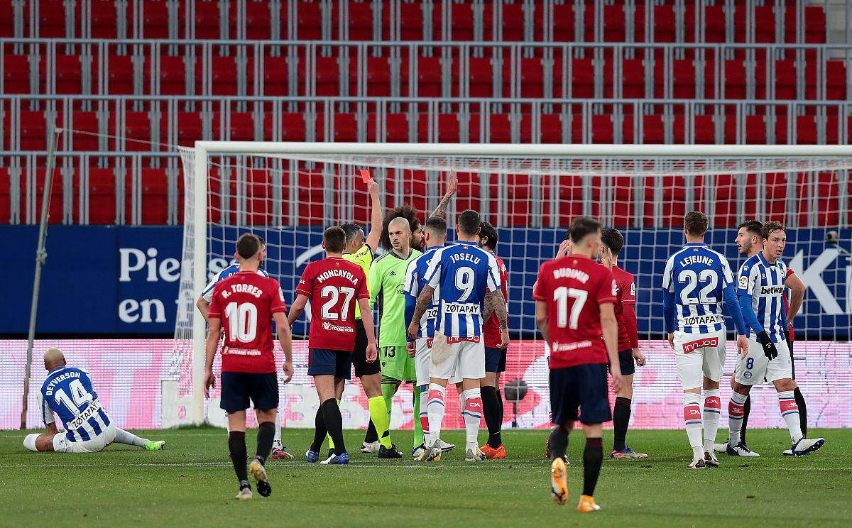 埃弗顿主场优势明显，切尔西欧冠失利后能否重振旗鼓？